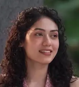 Navisha Raj Kashyap