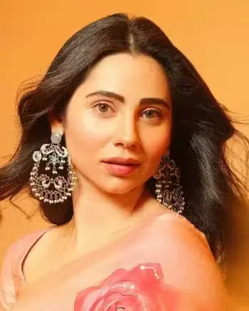 Zahrah Khan